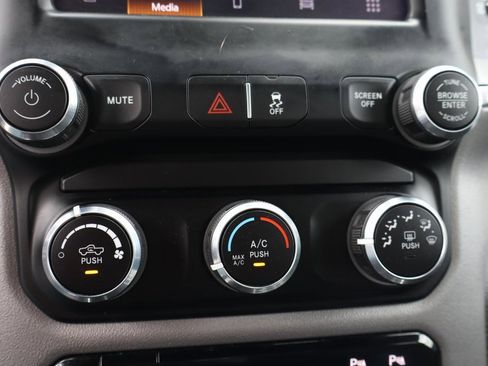 Used 2024 RAM 2500 Big Horn w/ Off Road Package image 30