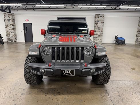 Used 2021 Jeep Gladiator Rubicon AWD/4WD image 2