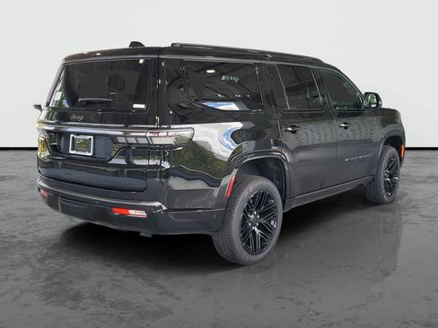 New 2026 Jeep Grand Wagoneer Limited AWD/4WD image 3
