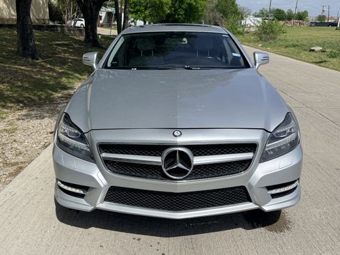 Used 2012 Mercedes-Benz CLS 550 w/ Premium I Pkg image 11