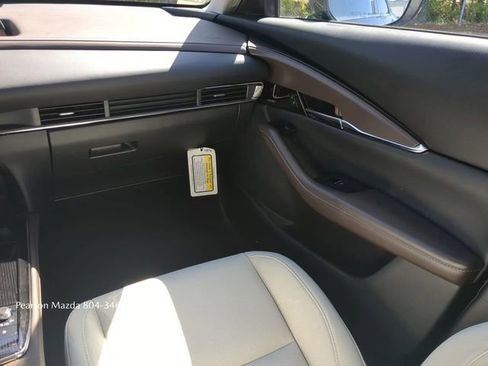 Certified 2025 MAZDA CX-30 AWD 2.5 S w/ Premium Package image 18