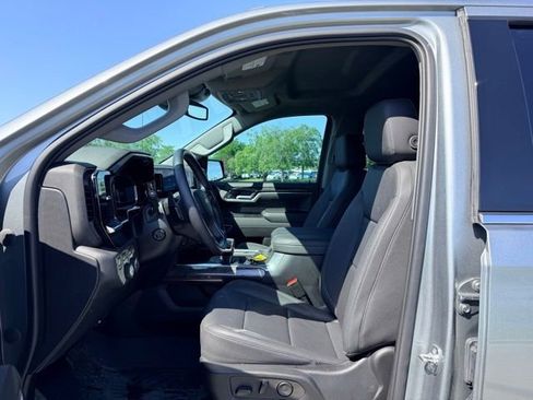 Used 2023 Chevrolet Silverado 1500 LTZ AWD/4WD image 7