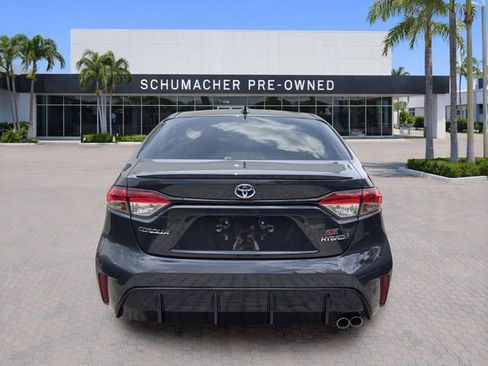 Used 2024 Toyota Corolla SE FWD image 6