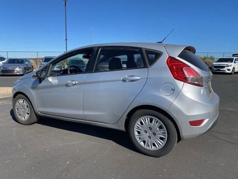 Used 2014 Ford Fiesta SE w/ SE Fuel Economy Package image 2