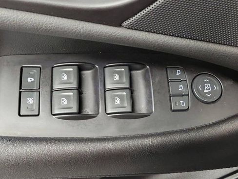 Used 2020 Cadillac Escalade Luxury AWD/4WD image 19