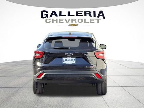 New 2026 Chevrolet Trax RS FWD image 6