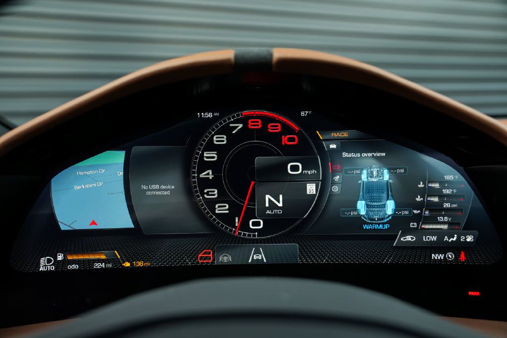 Used 2025 Ferrari Roma Spider RWD image 24