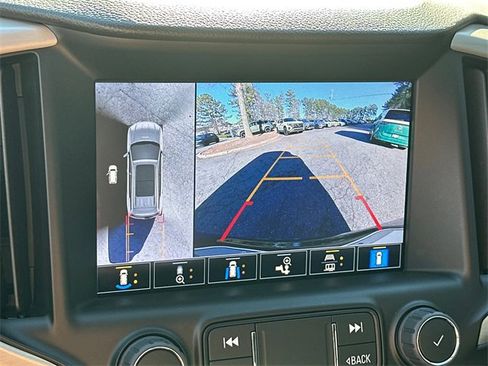 Used 2024 GMC Terrain Denali w/ Denali Premium Package image 31