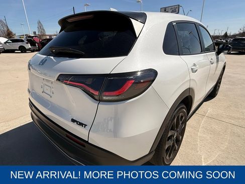 Used 2024 Honda HR-V Sport image 5