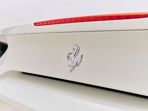 Used 2019 Ferrari 488 Spider RWD image 30