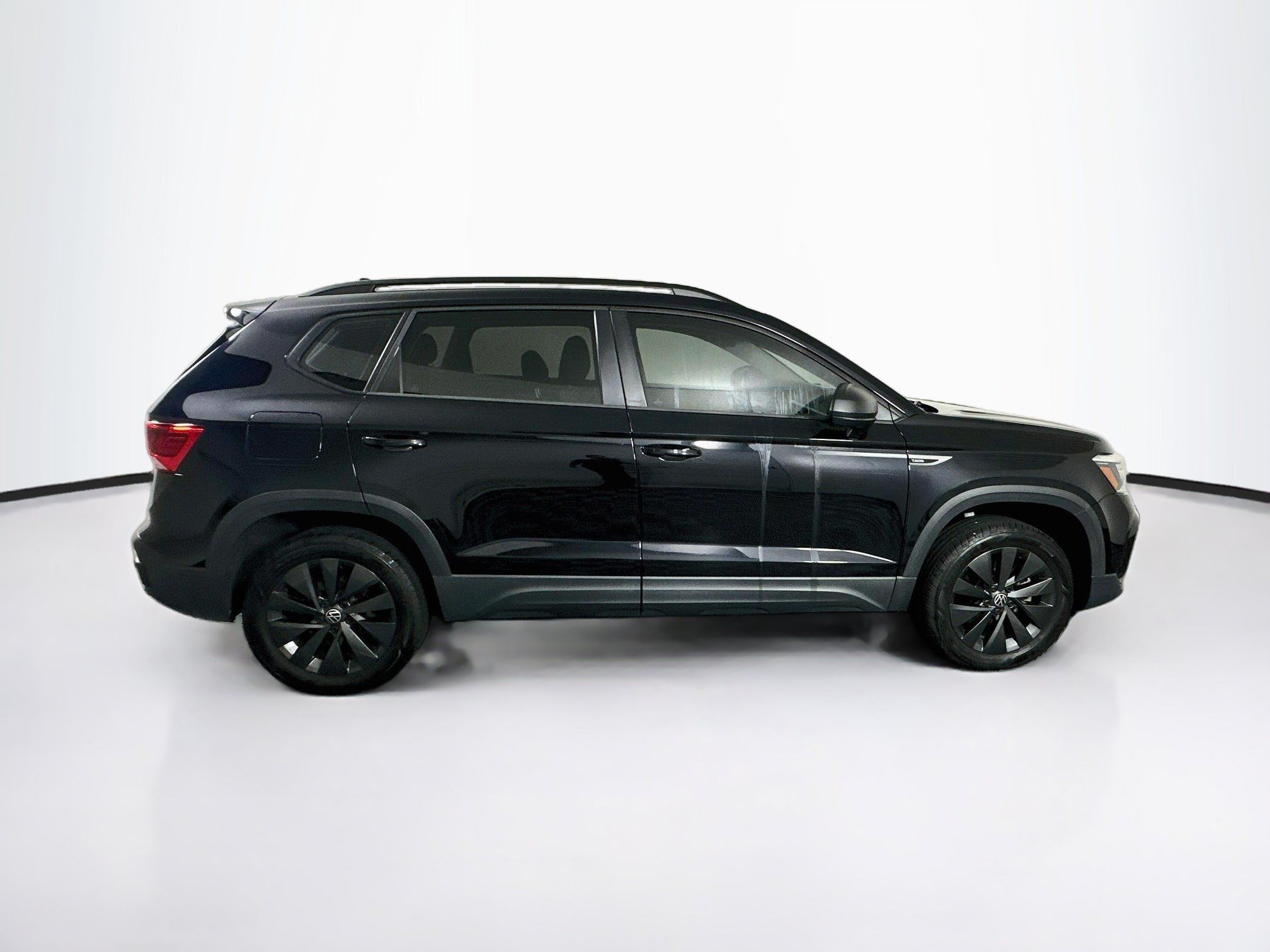 Used 2024 Volkswagen Taos S FWD image 10