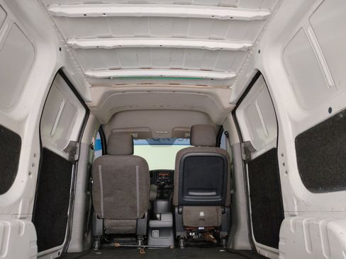 Used 2017 Nissan NV200 S image 42