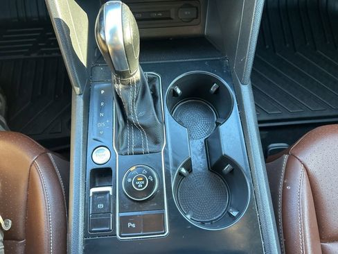 Used 2021 Volkswagen Atlas SE w/ Panoramic Sunroof Package image 22