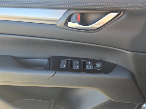 New 2025 MAZDA CX-5 AWD 2.5 S w/ Preferred Package image 10