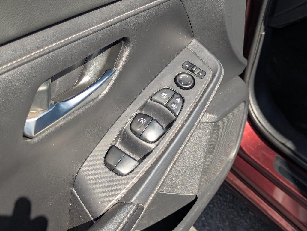 Used 2020 Nissan Sentra SV FWD image 26