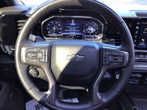 Used 2023 Chevrolet Silverado 1500 ZR2 w/ Technology Package image 12