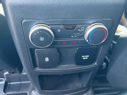 Certified 2020 Ford Explorer Limited RWD image 22