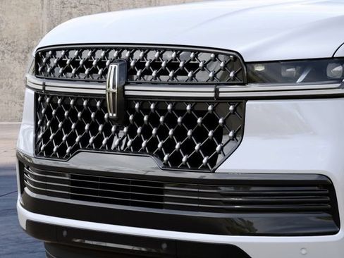 New 2027 Lincoln Navigator Black Label AWD/4WD image 20