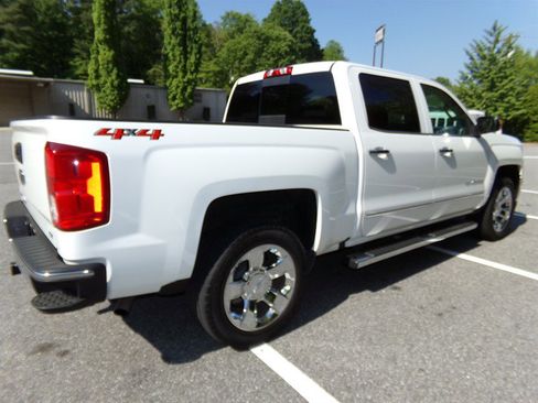 Used 2018 Chevrolet Silverado 1500 LTZ w/ Sport Package AWD/4WD image 6