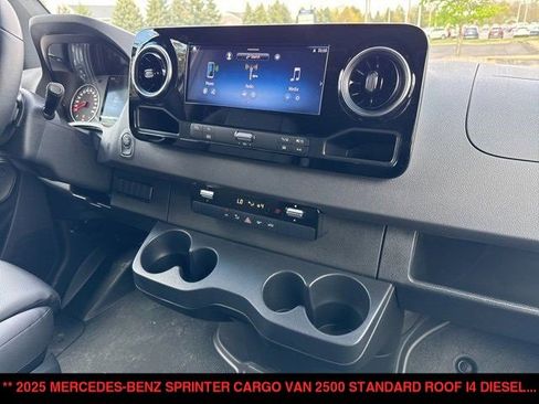 New 2025 Mercedes-Benz Sprinter 2500 image 21