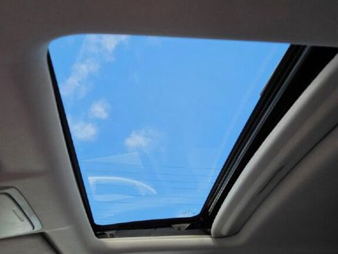 Used 2017 Honda CR-V EX-L image 19