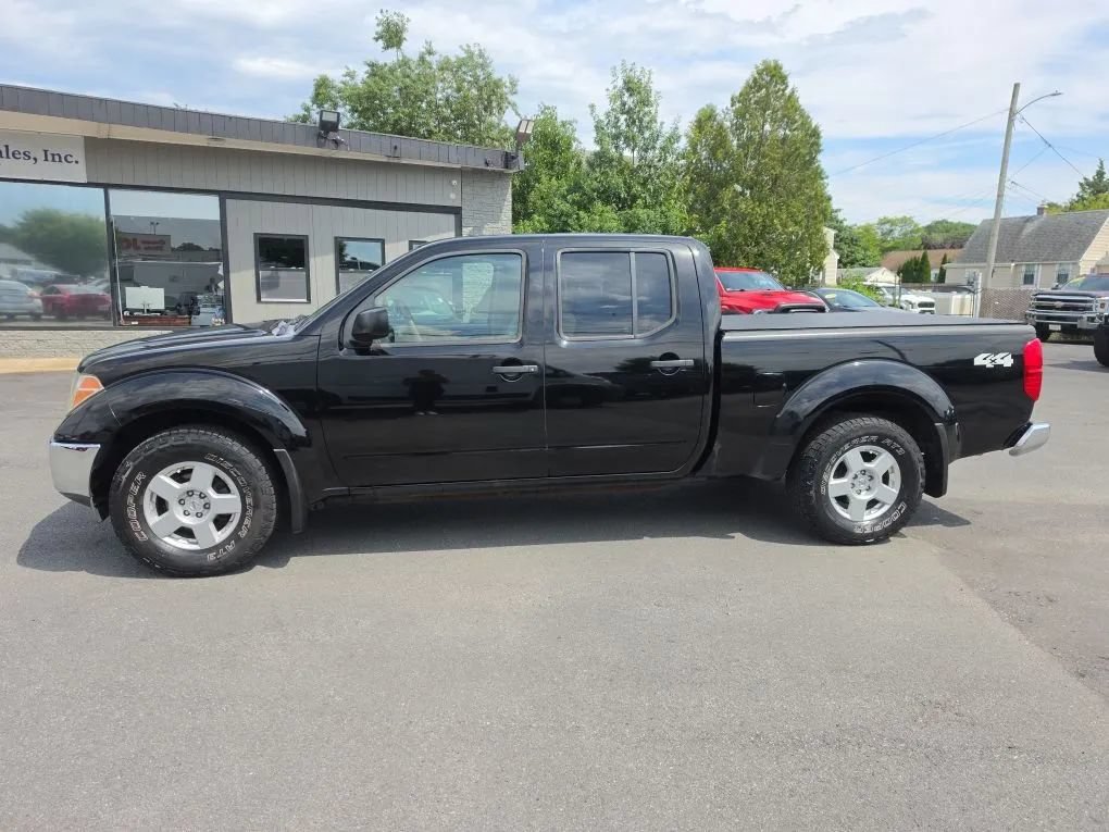 Used 2007 Nissan Frontier SE w/ Power Pkg AWD/4WD image 4