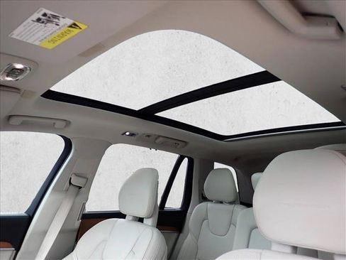 Used 2016 Volvo XC90 T6 Inscription w/ Vision Package AWD/4WD image 14