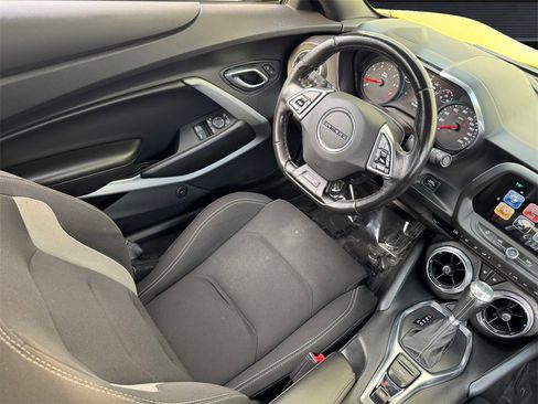 Used 2018 Chevrolet Camaro SS image 15