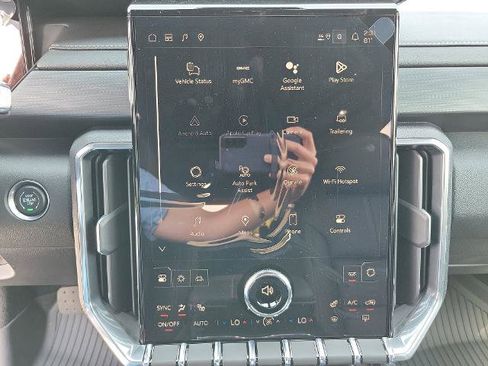 New 2026 GMC Acadia Elevation w/ Super Cruise Package image 17