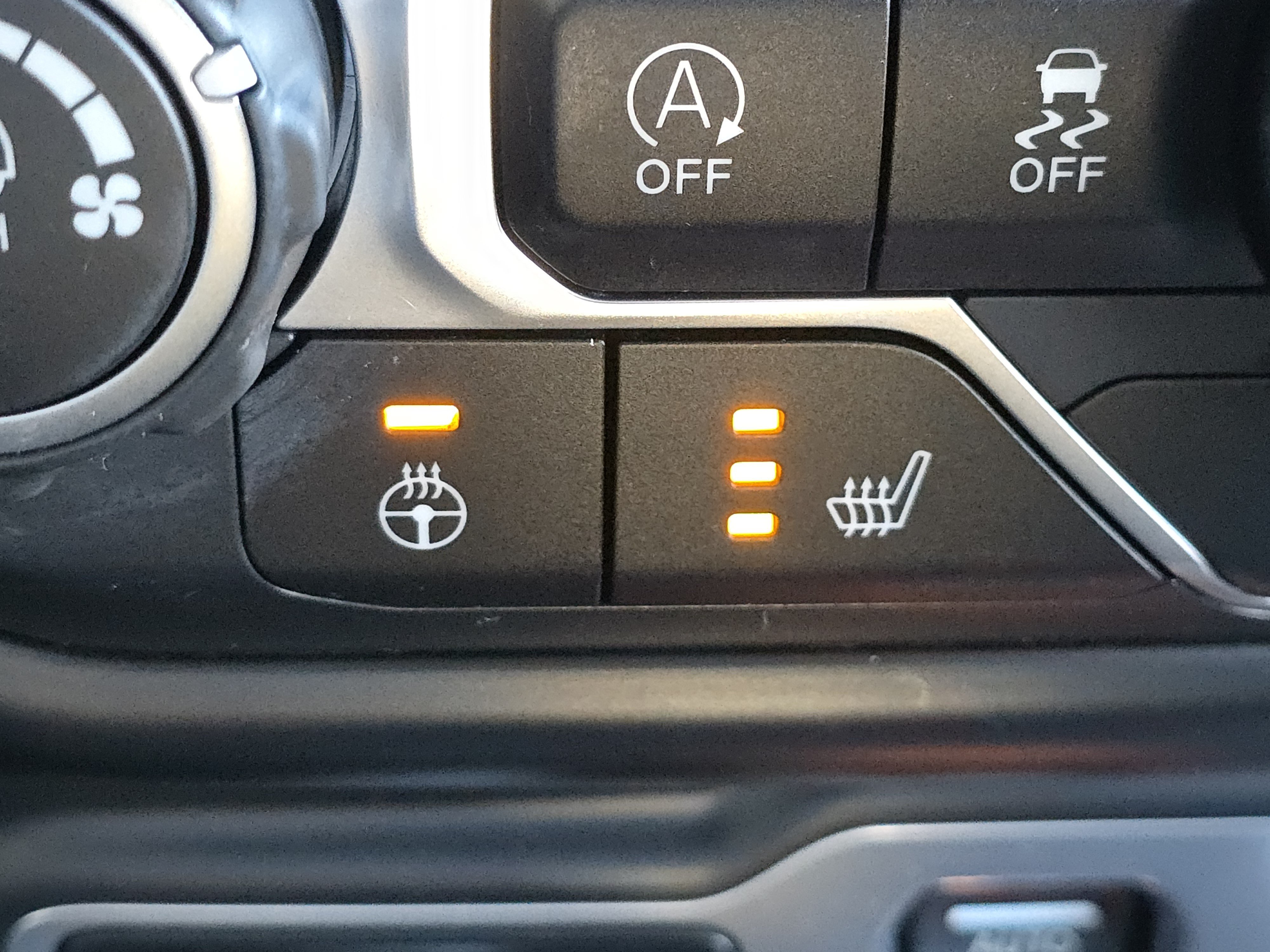 Used 2019 Jeep Wrangler Sport AWD/4WD image 10