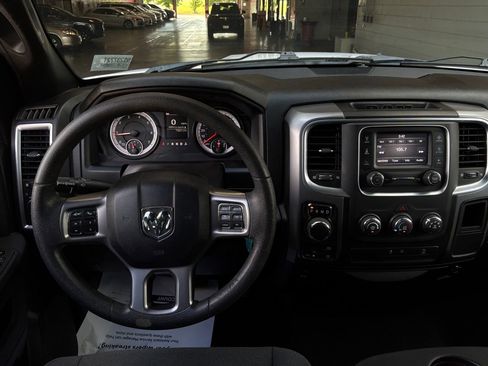 Used 2022 RAM 1500 Classic Warlock AWD/4WD image 12