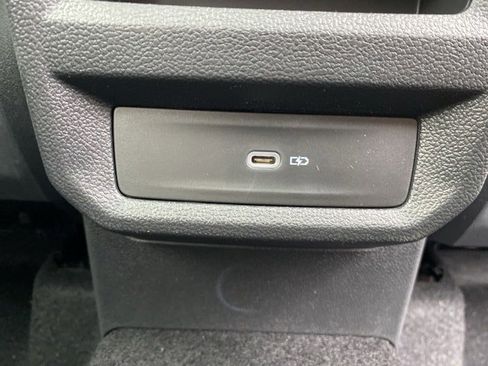 New 2025 Volkswagen Taos SE image 61