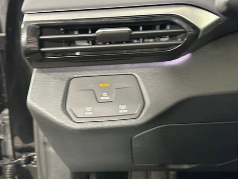 Used 2021 Volkswagen ID.4 Pro image 19