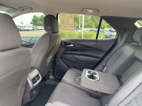Used 2023 Chevrolet Equinox LT FWD image 17