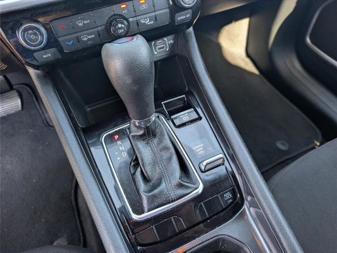 Used 2023 Jeep Compass Sport AWD/4WD image 18