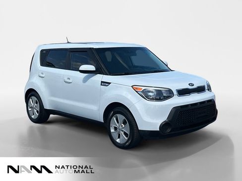 Used 2016 Kia Soul FWD image 7