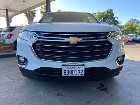 Used 2018 Chevrolet Traverse LT FWD image 4