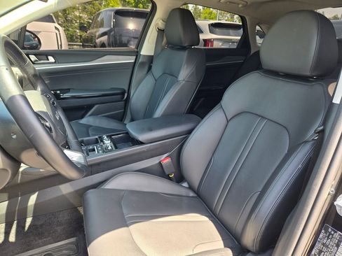 Used 2025 Kia K5 EX FWD image 23