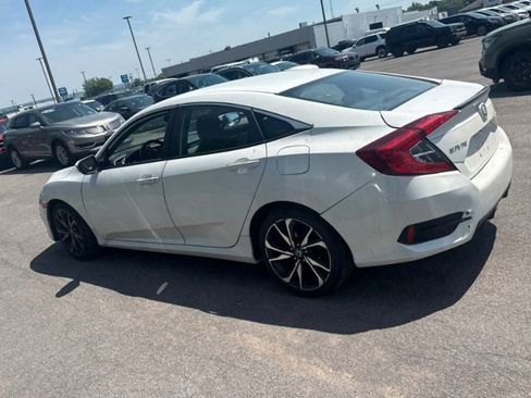 Used 2019 Honda Civic Sport image 11