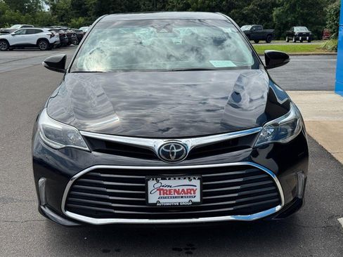 Used 2017 Toyota Avalon XLE w/ All Weather Liner Package FWD image 9