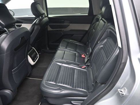 Used 2024 Lincoln Nautilus Reserve image 27