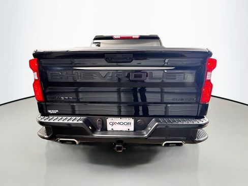 Used 2024 Chevrolet Silverado 1500 Custom Trail Boss w/ LPO, Dark Essentials Package AWD/4WD image 6