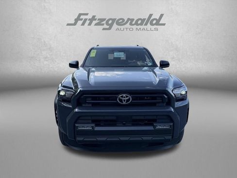 Used 2026 Toyota 4Runner SR5 AWD/4WD image 2