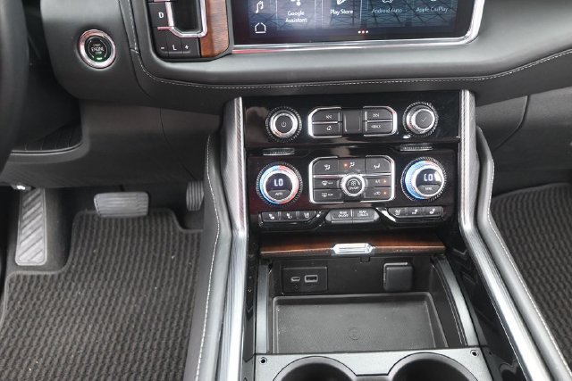 Used 2023 GMC Yukon Denali Ultimate AWD/4WD image 7