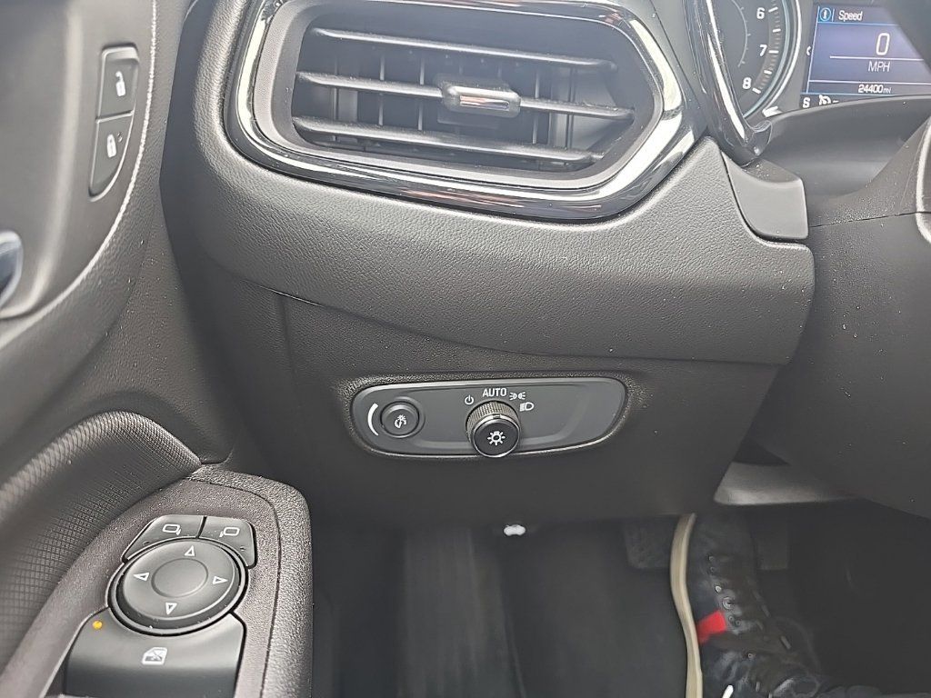 Used 2022 Chevrolet Equinox RS AWD/4WD image 19