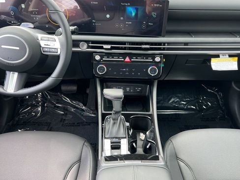 New 2025 Hyundai Tucson SEL image 11