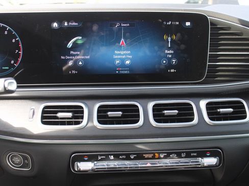 Certified 2023 Mercedes-Benz GLS 580 4MATIC image 19