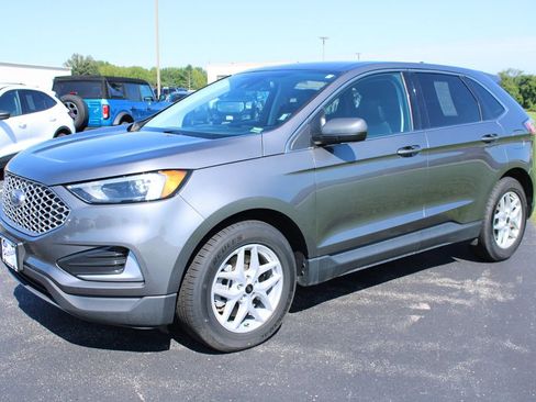 Used 2024 Ford Edge SEL AWD/4WD image 3