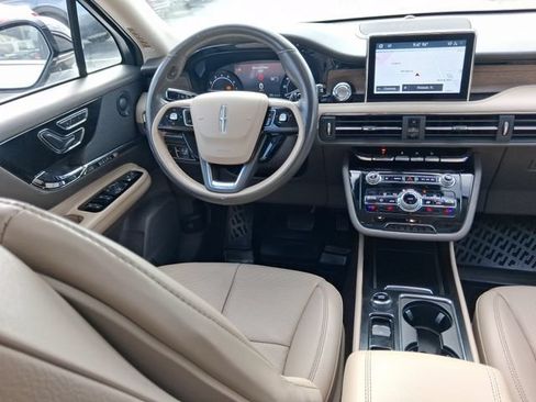 Used 2020 Lincoln Corsair Reserve FWD image 8