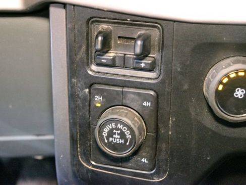 Used 2022 Ford F150 XLT w/ XTR Package AWD/4WD image 23